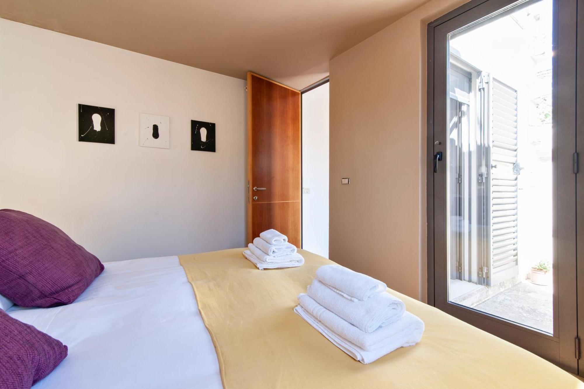 레체 Porta Deuropa B&B 외부 사진