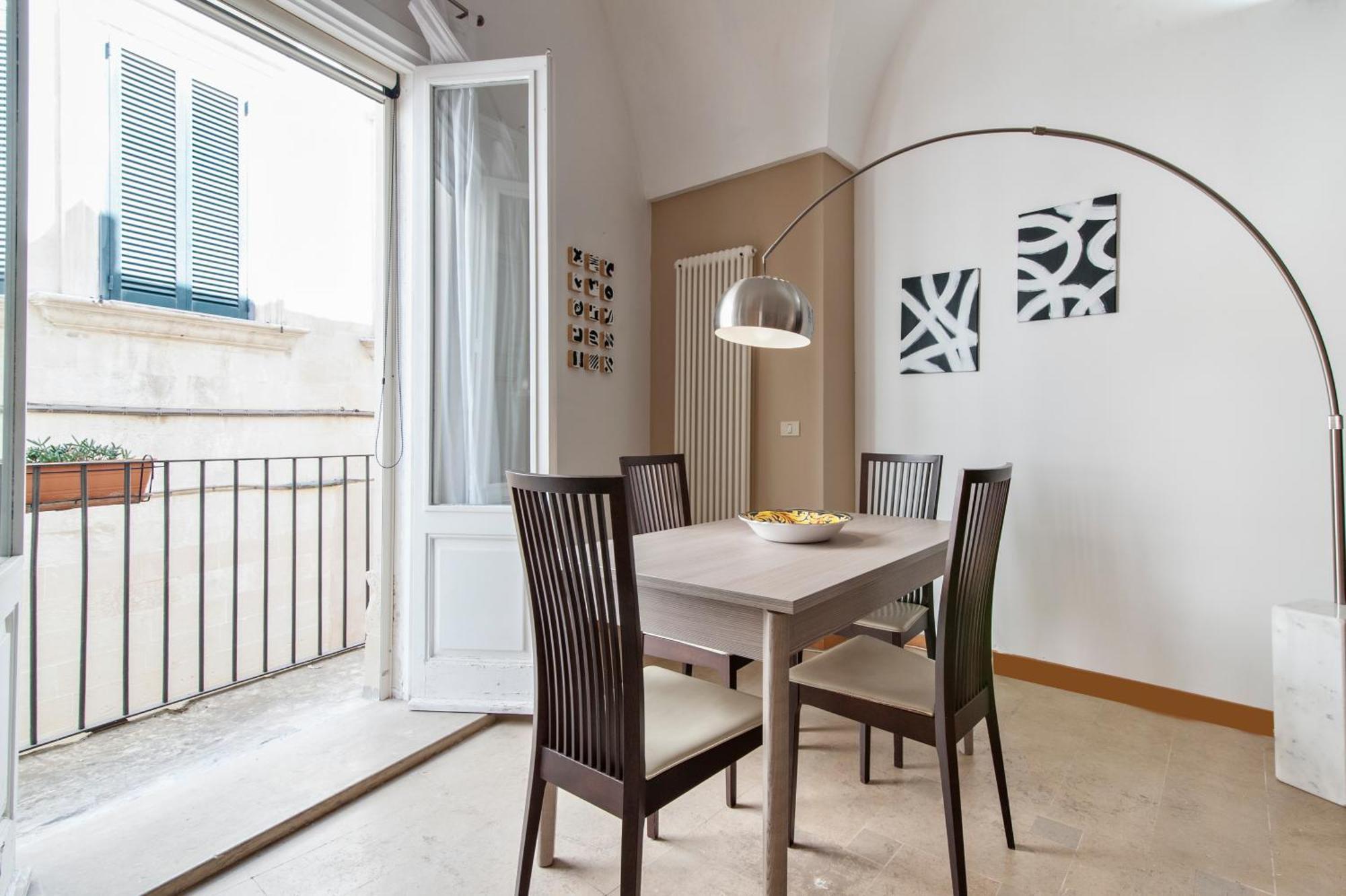 레체 Porta Deuropa B&B 외부 사진