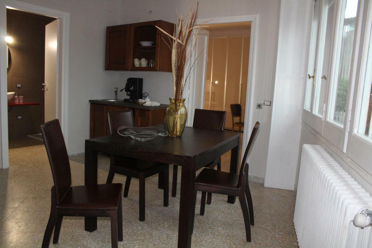 레체 Porta Deuropa B&B 외부 사진