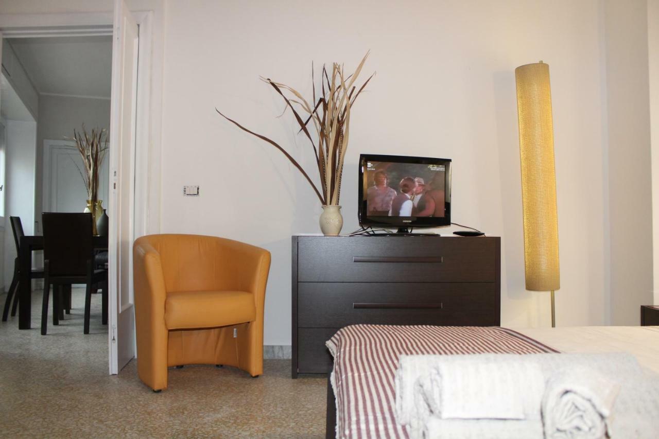 레체 Porta Deuropa B&B 외부 사진